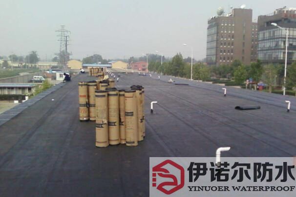 張家港蘇州廠房防水堵漏公司講述屋面滲漏的原因